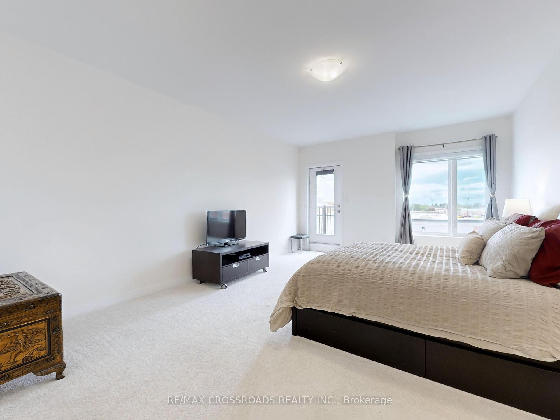 73 William Duncan Rd, Toronto, ON M3K0C5 | 3 Bedroom 3 Bathroom Freehold Townhouse | Image 20