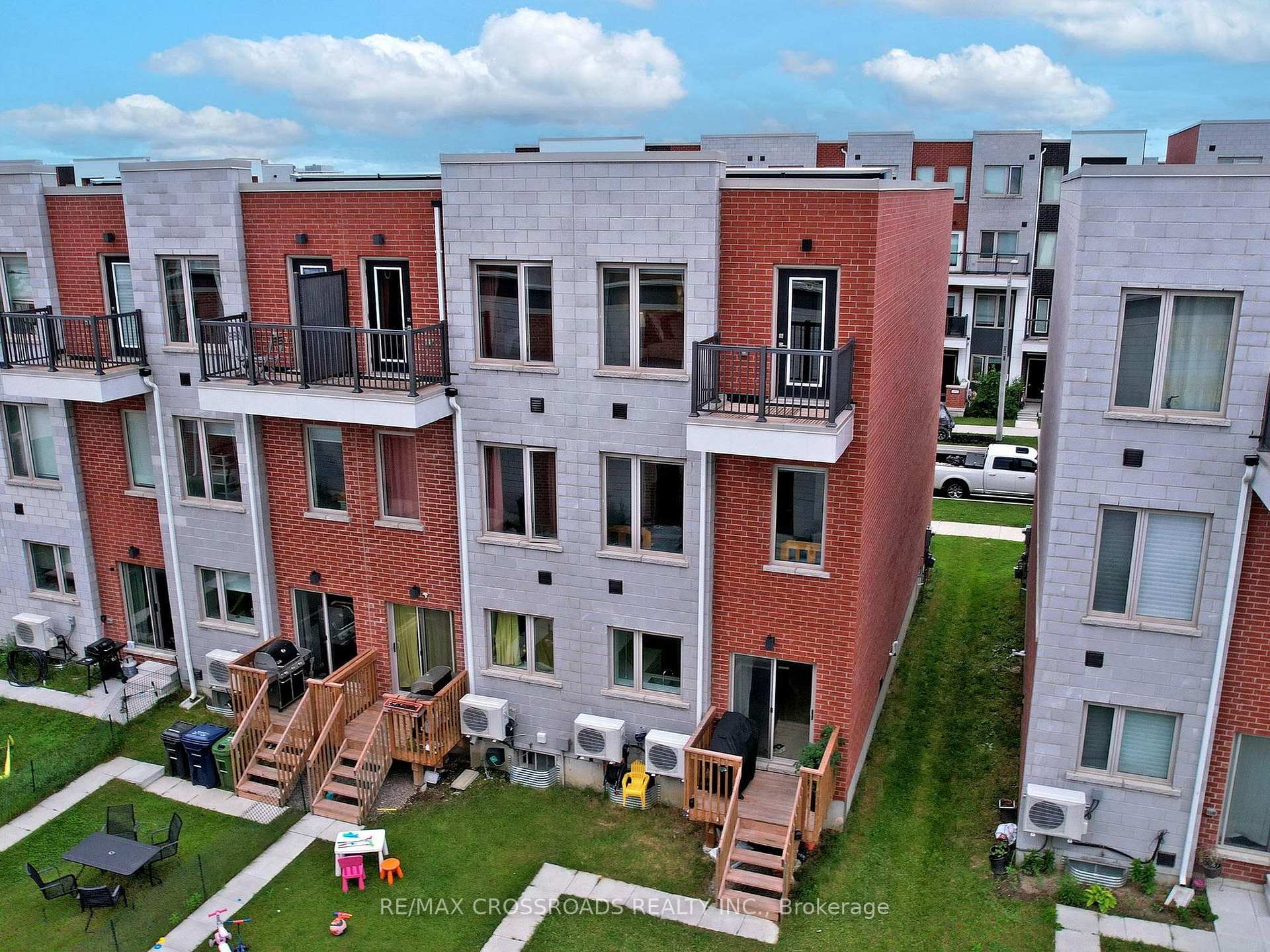 73 William Duncan Rd, Toronto, ON M3K0C5 | 3 Bedroom 3 Bathroom Freehold Townhouse | Image 31