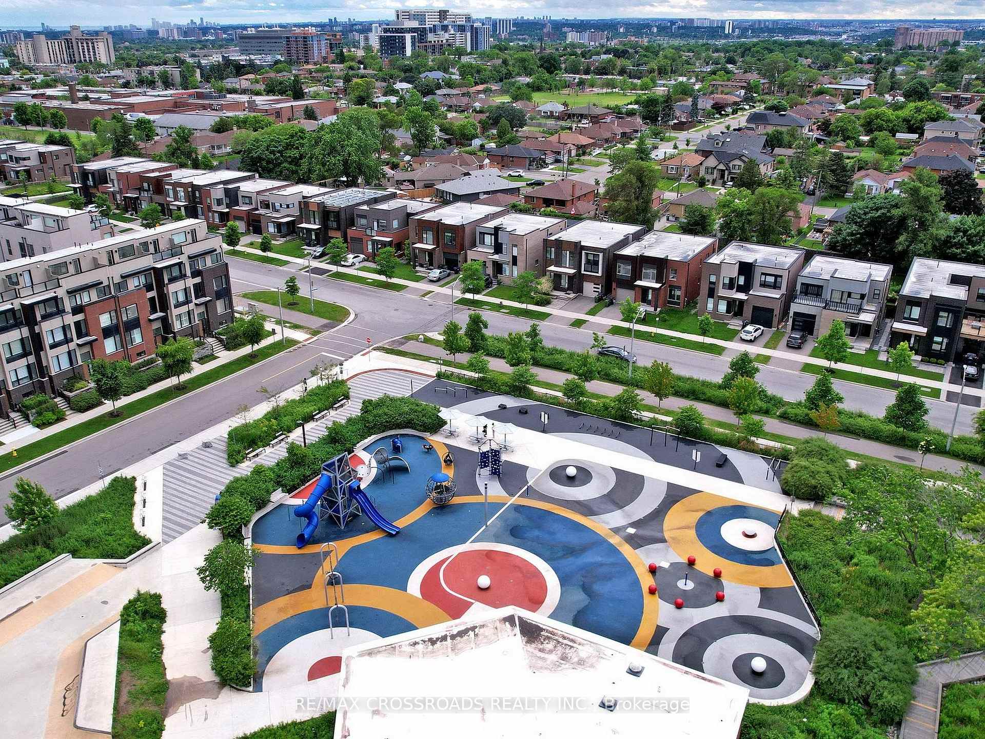 73 William Duncan Rd, Toronto, ON M3K0C5 | 3 Bedroom 3 Bathroom Freehold Townhouse | Image 34