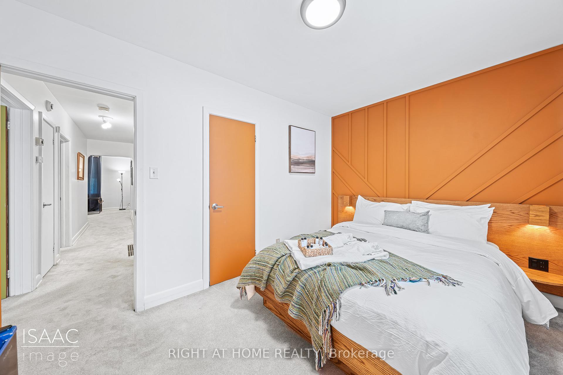 98 Yorkview Dr, Toronto, ON M8Z2G4 | 3 Bedroom 2 Bathroom Detached House | Image 15