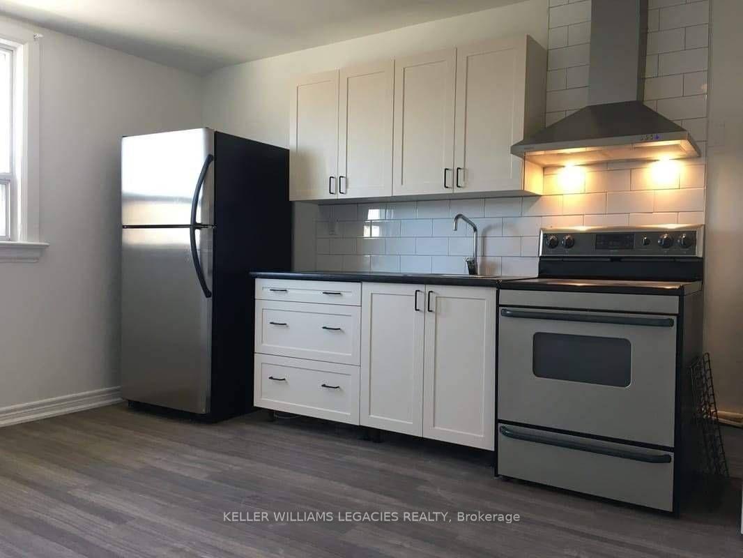 142 Silverthorn Ave, Toronto, ON M6N3K3 | 3 Bedroom 3 Bathroom Semi-Detached House | Image 11