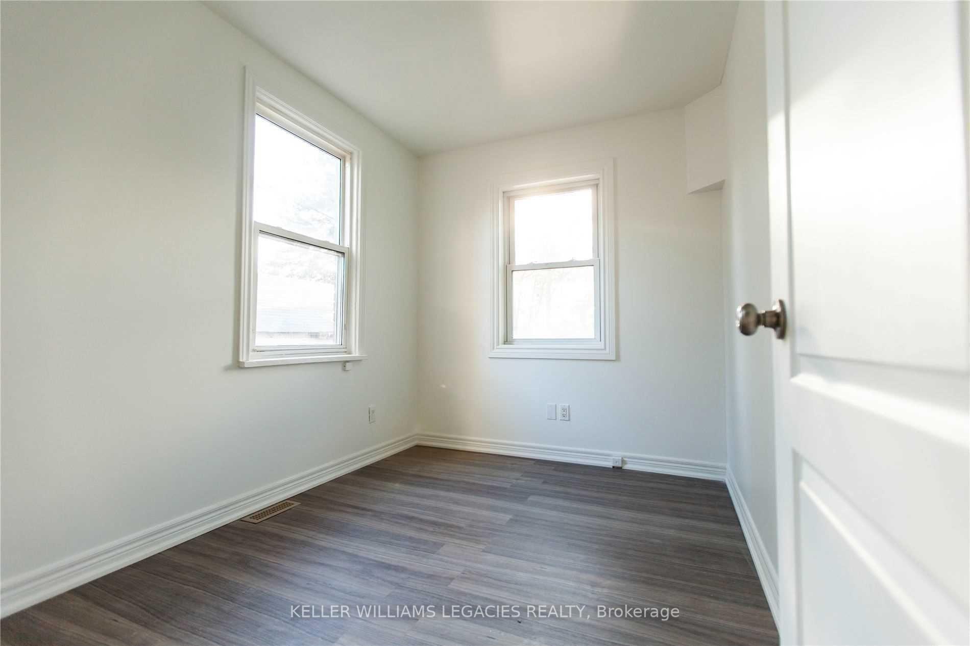 142 Silverthorn Ave, Toronto, ON M6N3K3 | 3 Bedroom 3 Bathroom Semi-Detached House | Image 6