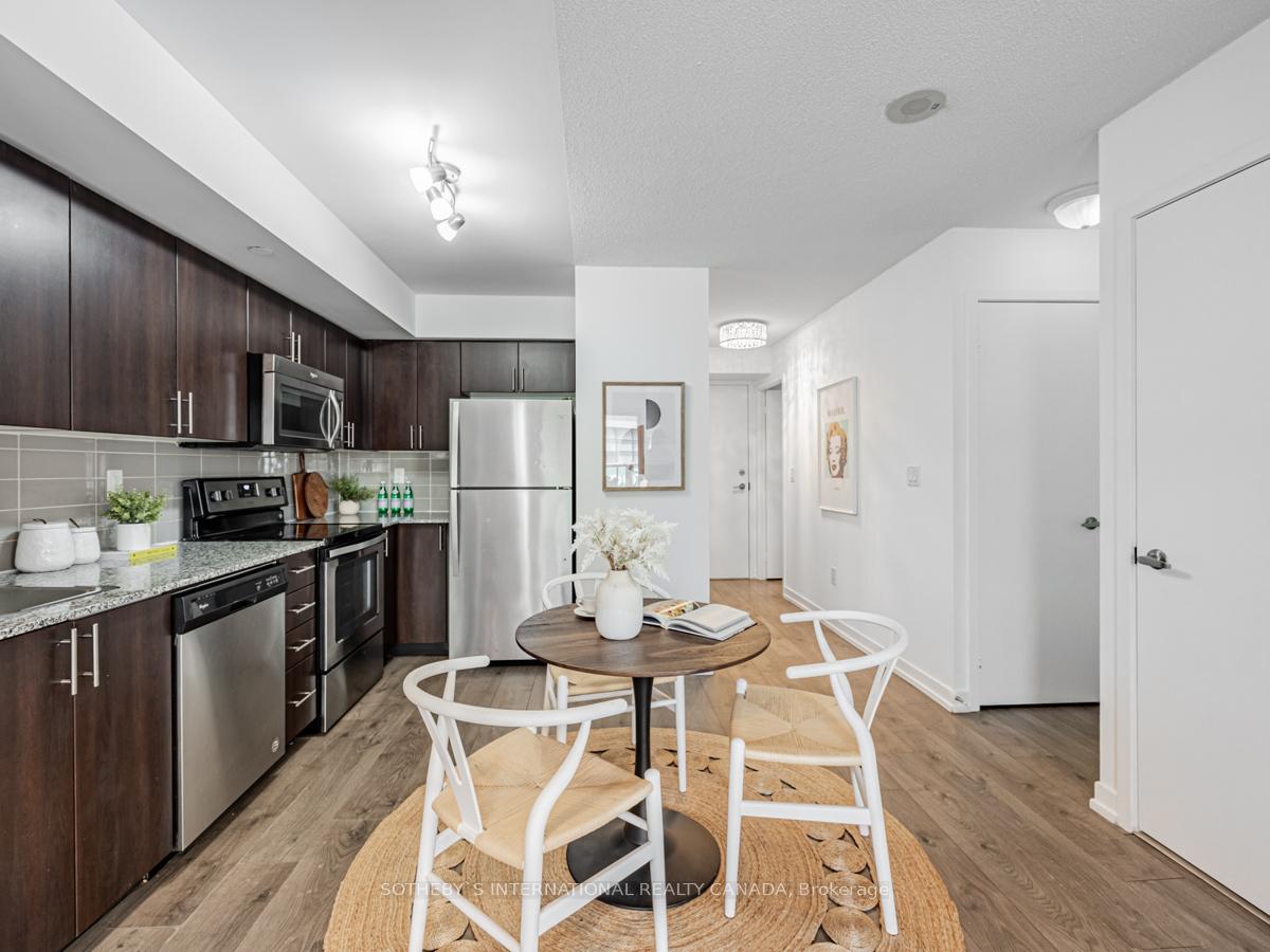 #303 - 1420 Dupont St, Toronto, ON M6H0C2 | 1 Bedroom 2 Bathroom Condo Apt | Image 4
