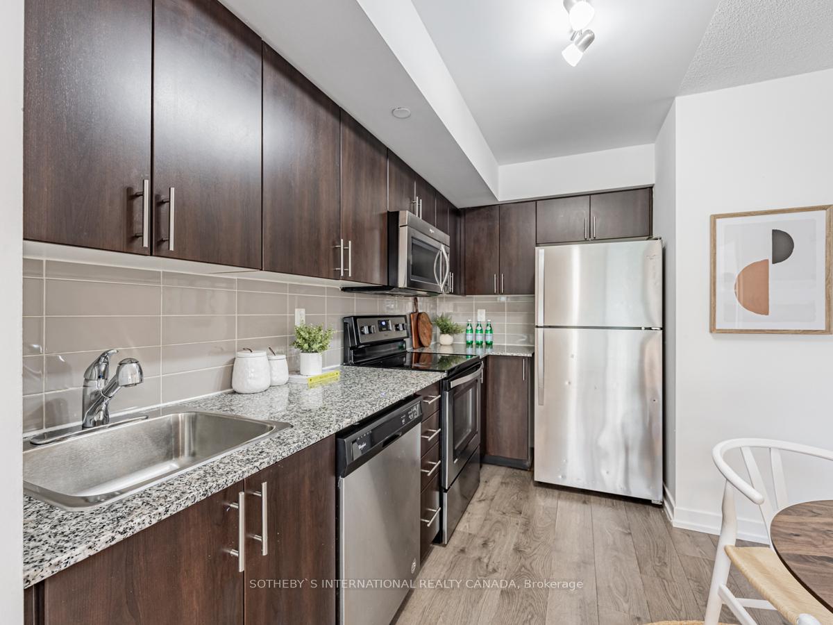 #303 - 1420 Dupont St, Toronto, ON M6H0C2 | 1 Bedroom 2 Bathroom Condo Apt | Image 5
