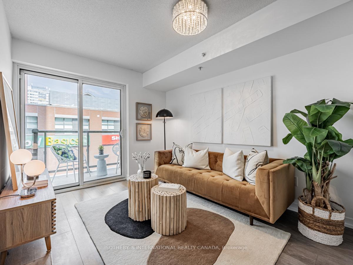 #303 - 1420 Dupont St, Toronto, ON M6H0C2 | 1 Bedroom 2 Bathroom Condo Apt | Image 6