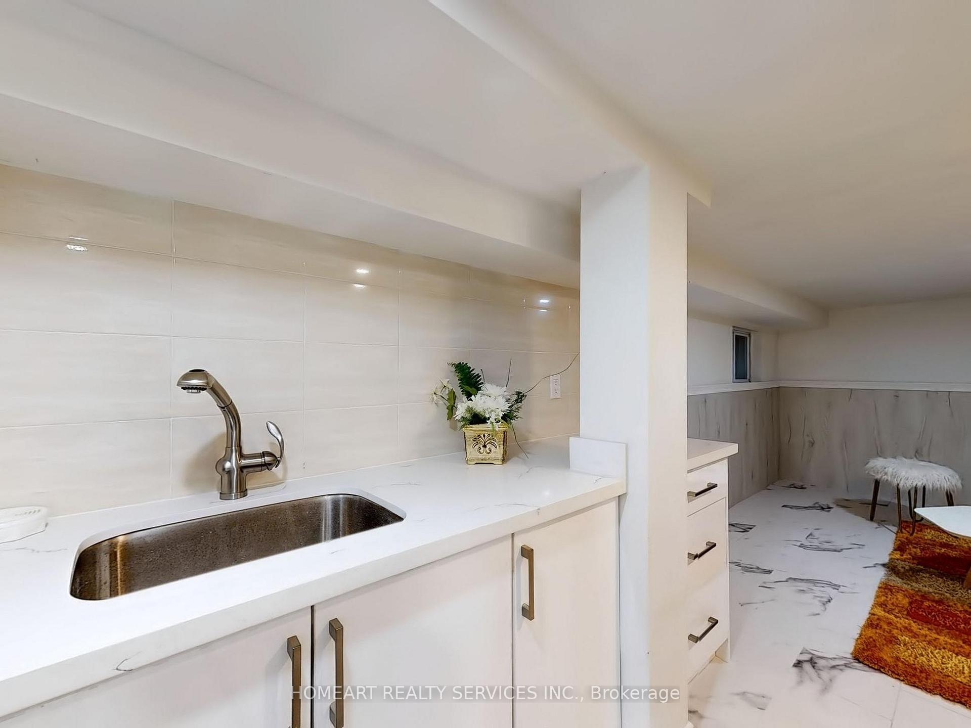 134 Millicent St, Toronto, ON M6H1W4 | 6 Bedroom 7 Bathroom Detached House | Image 15