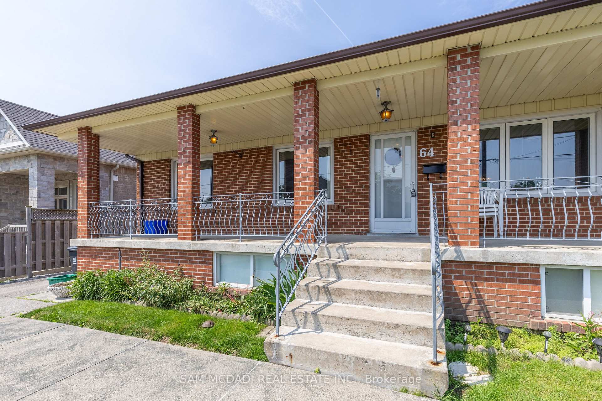 64 Dorking Cres, Toronto, ON M3M2B6 | 3 Bedroom 2 Bathroom Detached House | Image 3