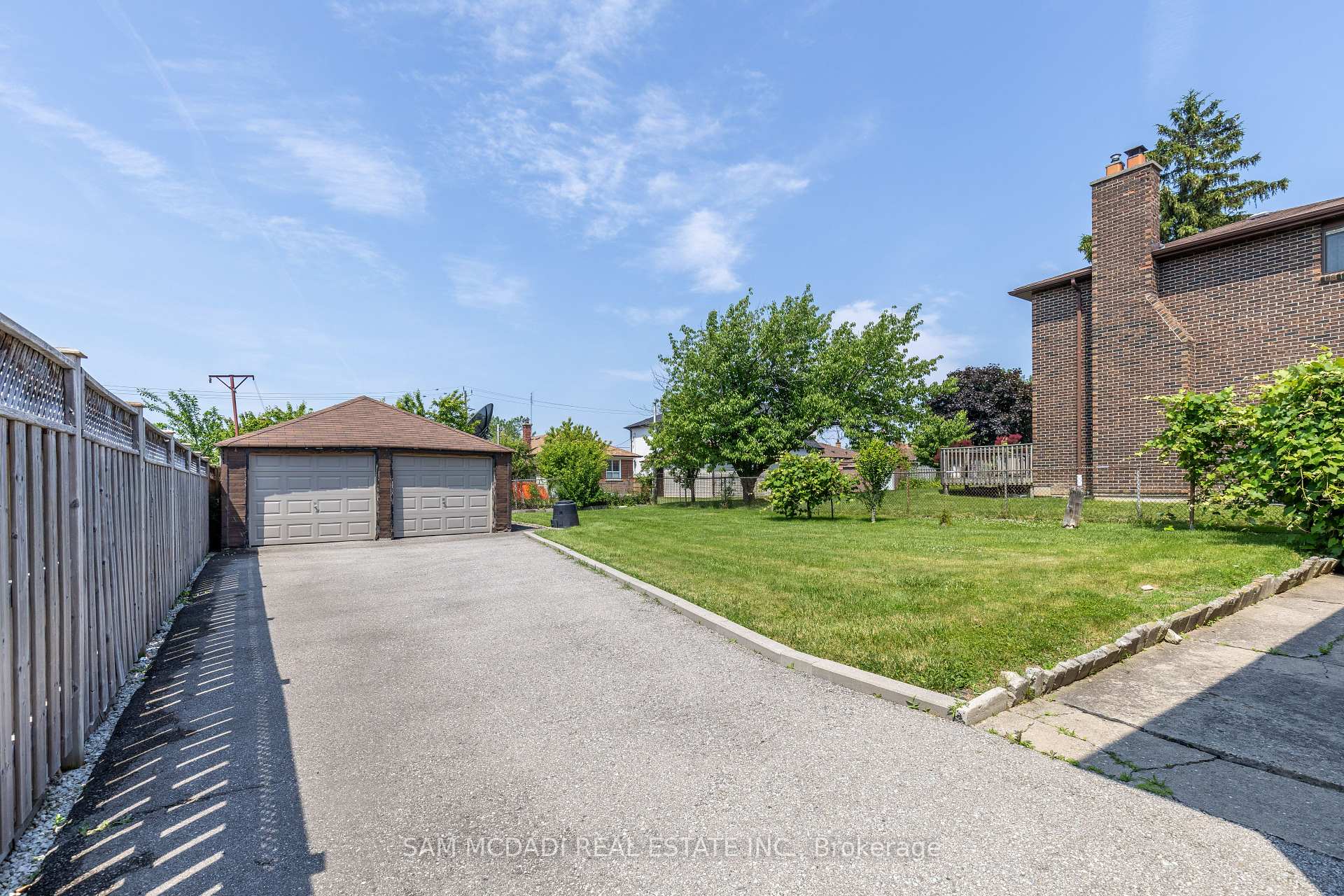 64 Dorking Cres, Toronto, ON M3M2B6 | 3 Bedroom 2 Bathroom Detached House | Image 31