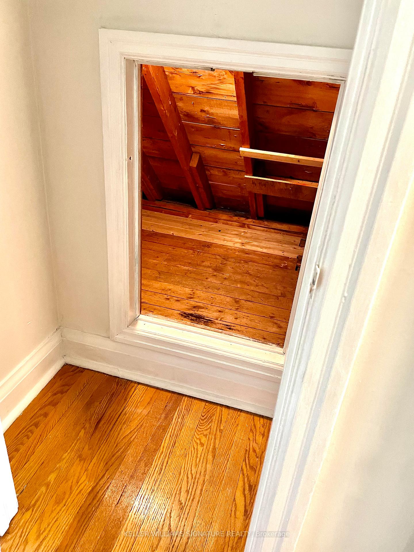 18 Heslop Dr, Toronto, ON M8W4R1 | 3 Bedroom 2 Bathroom Detached House | Image 15