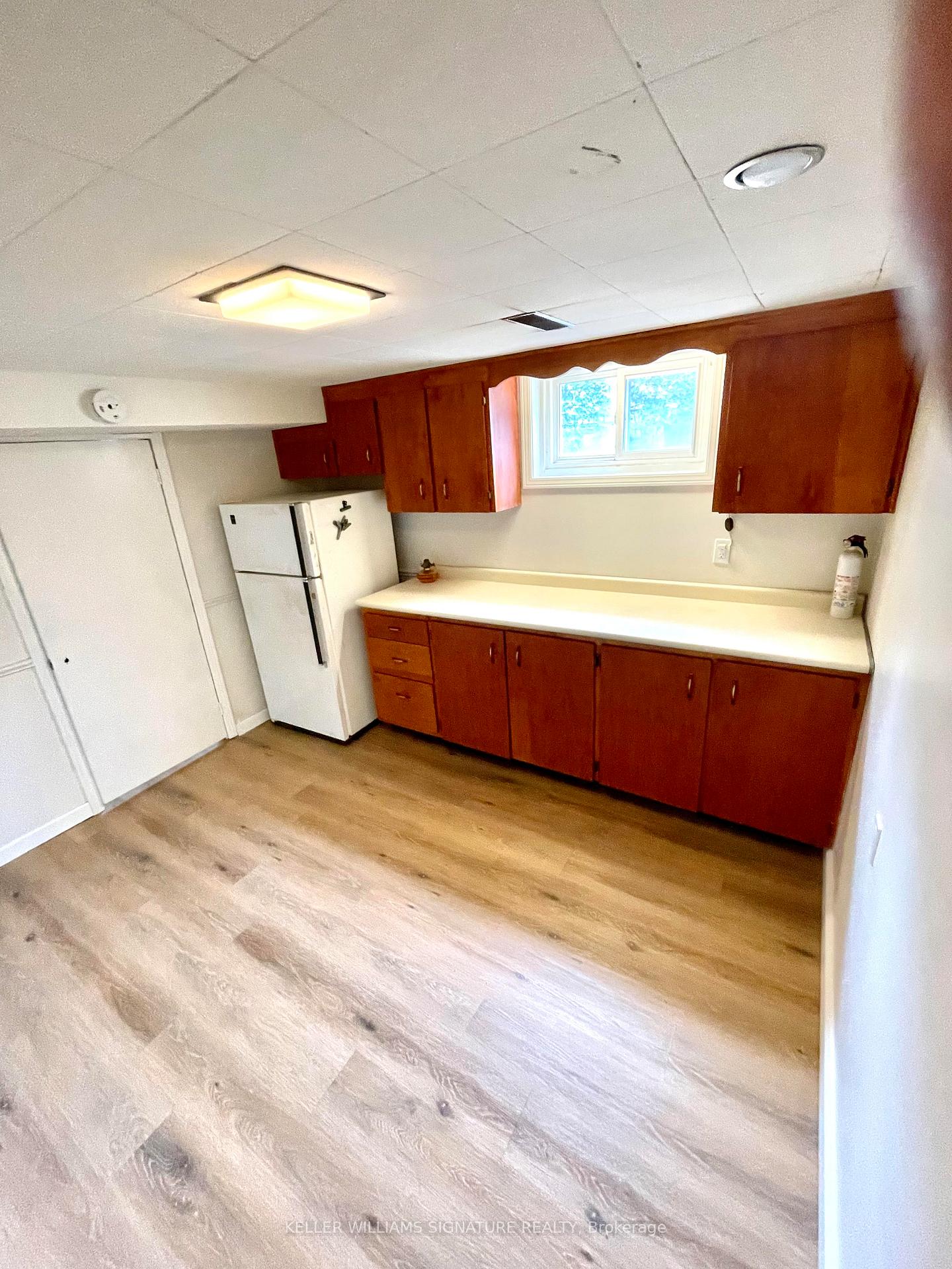 18 Heslop Dr, Toronto, ON M8W4R1 | 3 Bedroom 2 Bathroom Detached House | Image 19