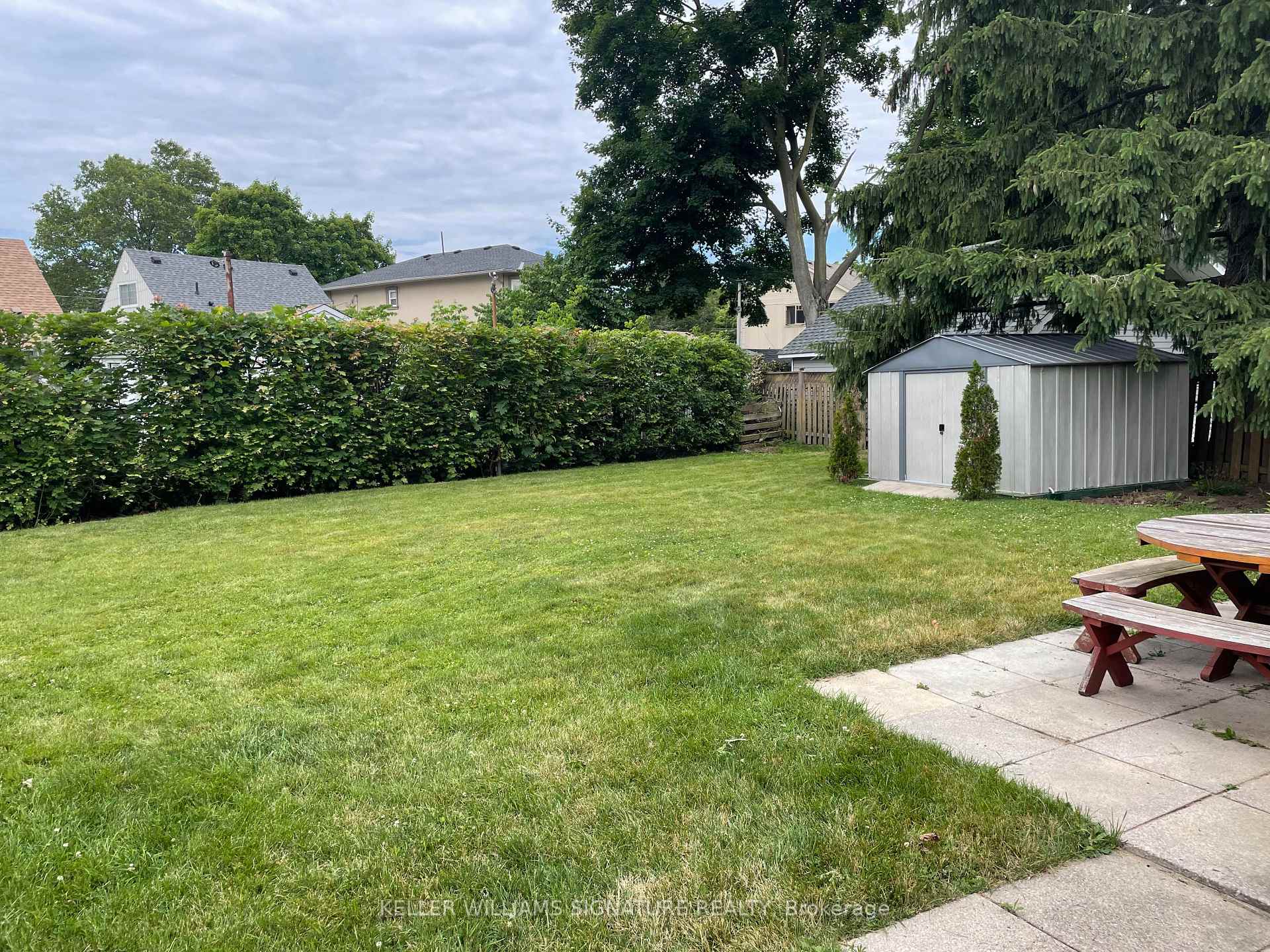 18 Heslop Dr, Toronto, ON M8W4R1 | 3 Bedroom 2 Bathroom Detached House | Image 21