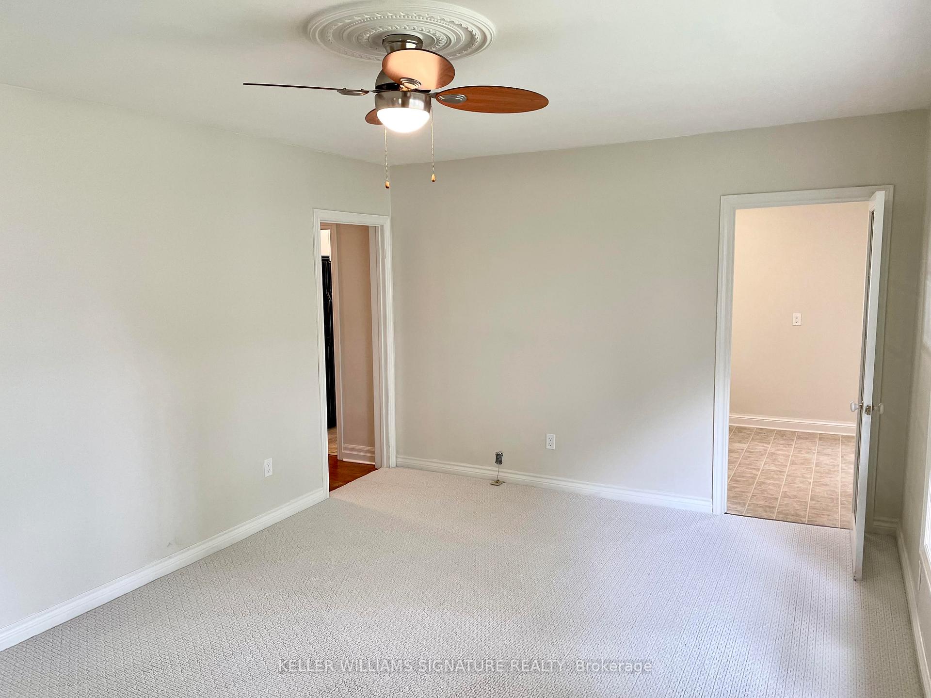 18 Heslop Dr, Toronto, ON M8W4R1 | 3 Bedroom 2 Bathroom Detached House | Image 7