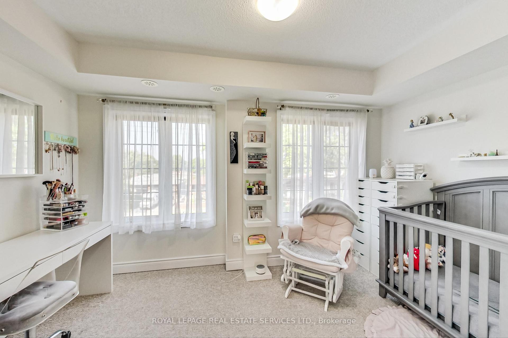 1022A Islington Ave, Toronto, ON M8Z0E5 | 3 Bedroom 3 Bathroom Condo Townhouse | Image 12