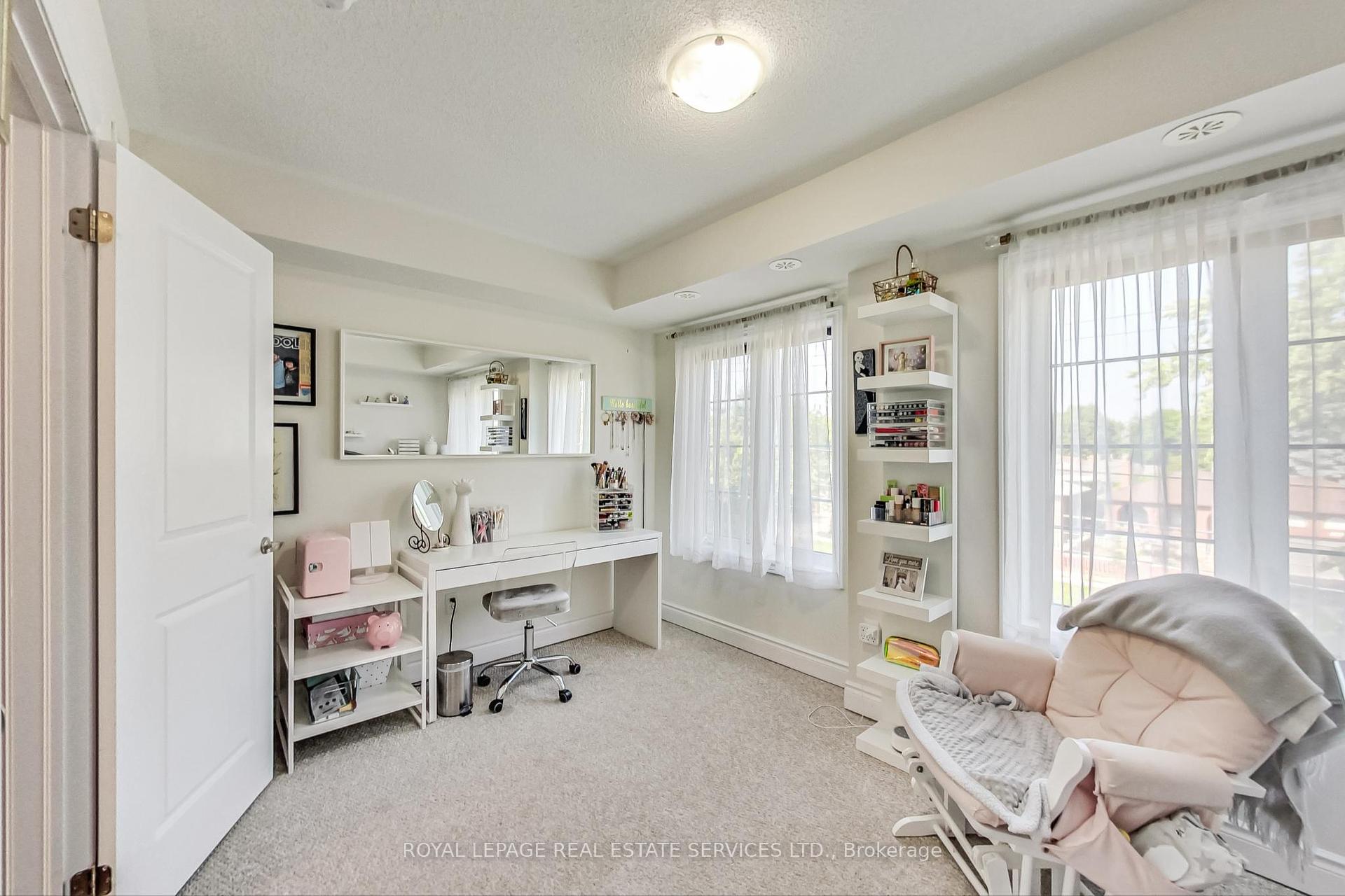 1022A Islington Ave, Toronto, ON M8Z0E5 | 3 Bedroom 3 Bathroom Condo Townhouse | Image 14