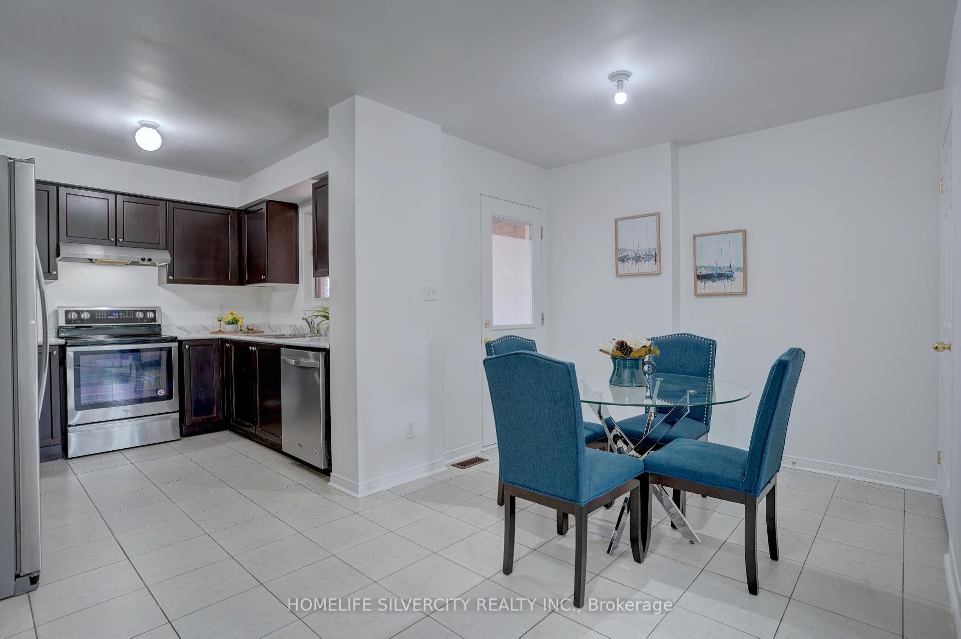 37 Sergio Marchi St, Toronto, ON M3L0E5 | 3 Bedroom 4 Bathroom Freehold Townhouse | Image 6