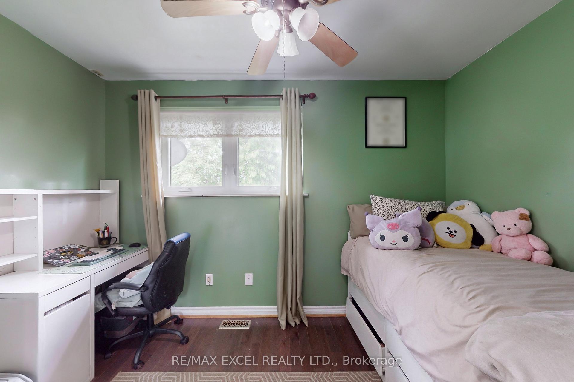 36 Newlin Cres, Toronto, ON M3L1X6 | 3 Bedroom 3 Bathroom Semi-Detached House | Image 33