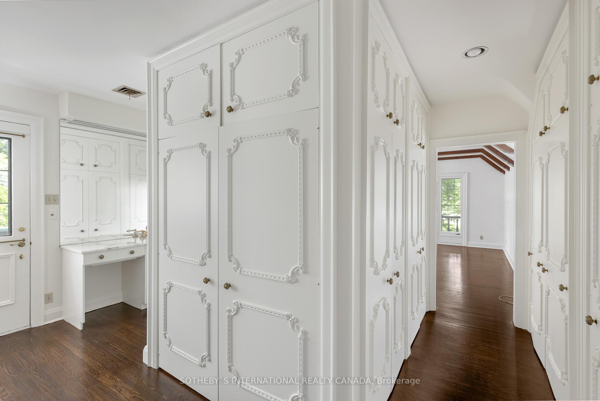 38 Edenbrook Hill, Toronto, ON M9A3Z6 | 4 Bedroom 4 Bathroom Detached House | Image 21