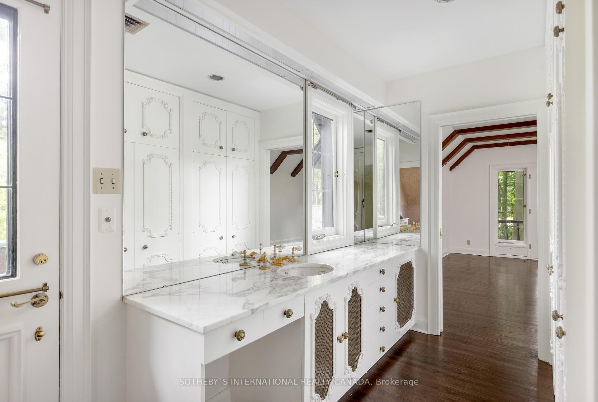 38 Edenbrook Hill, Toronto, ON M9A3Z6 | 4 Bedroom 4 Bathroom Detached House | Image 22