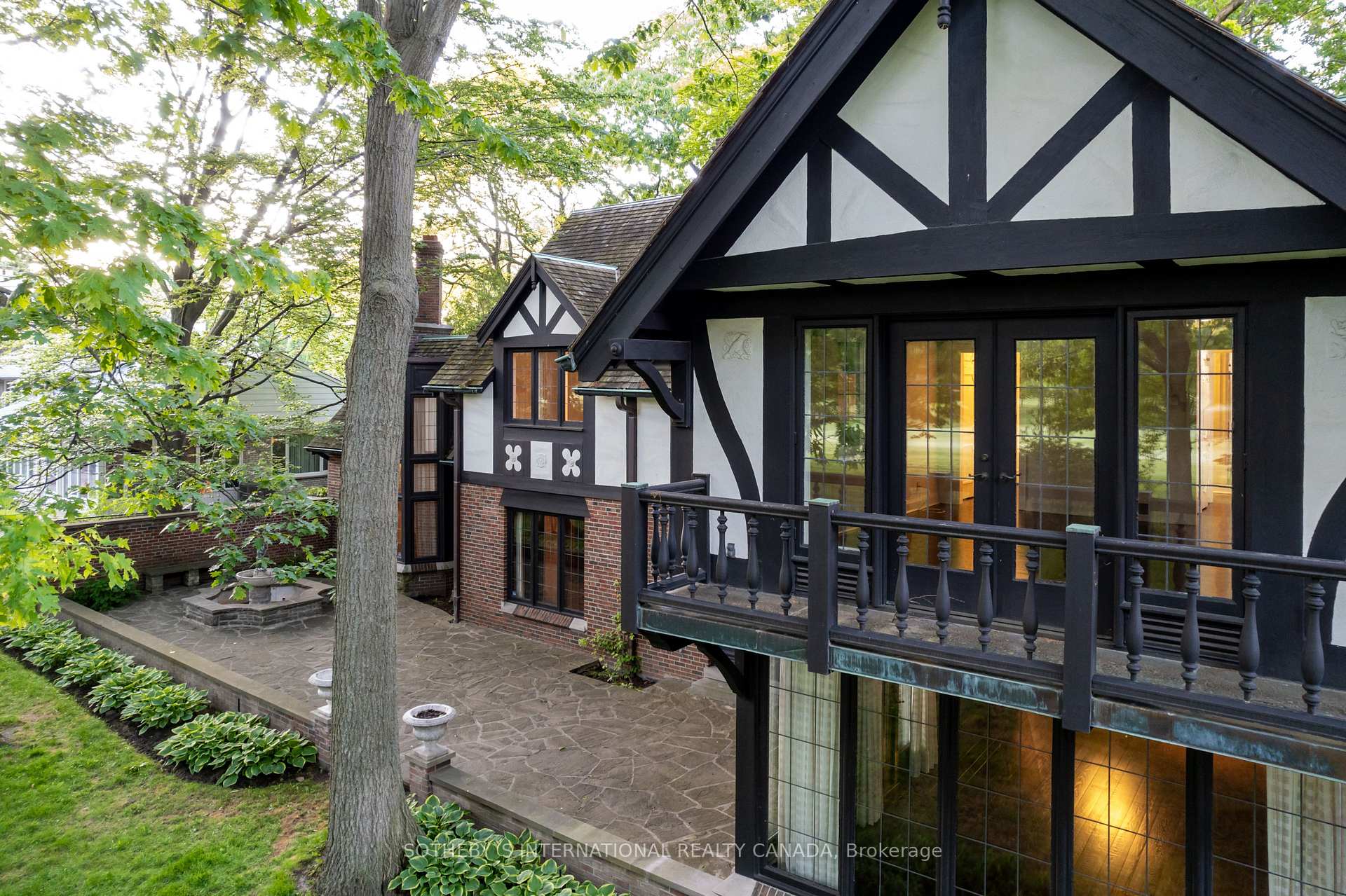 38 Edenbrook Hill, Toronto, ON M9A3Z6 | 4 Bedroom 4 Bathroom Detached House | Image 26