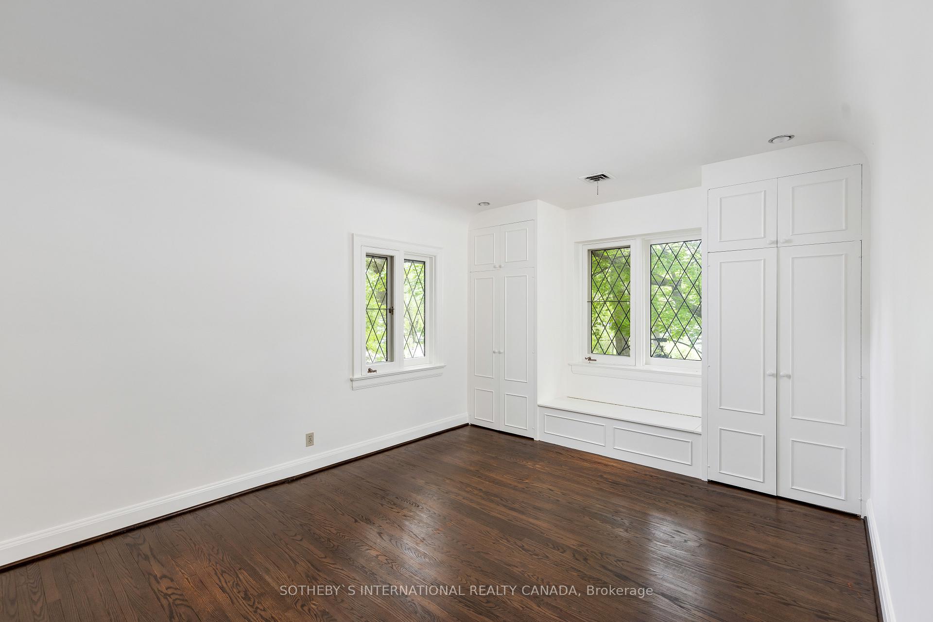 38 Edenbrook Hill, Toronto, ON M9A3Z6 | 4 Bedroom 4 Bathroom Detached House | Image 28