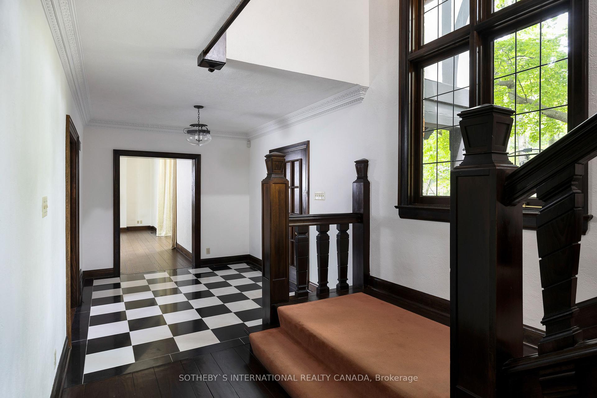 38 Edenbrook Hill, Toronto, ON M9A3Z6 | 4 Bedroom 4 Bathroom Detached House | Image 5