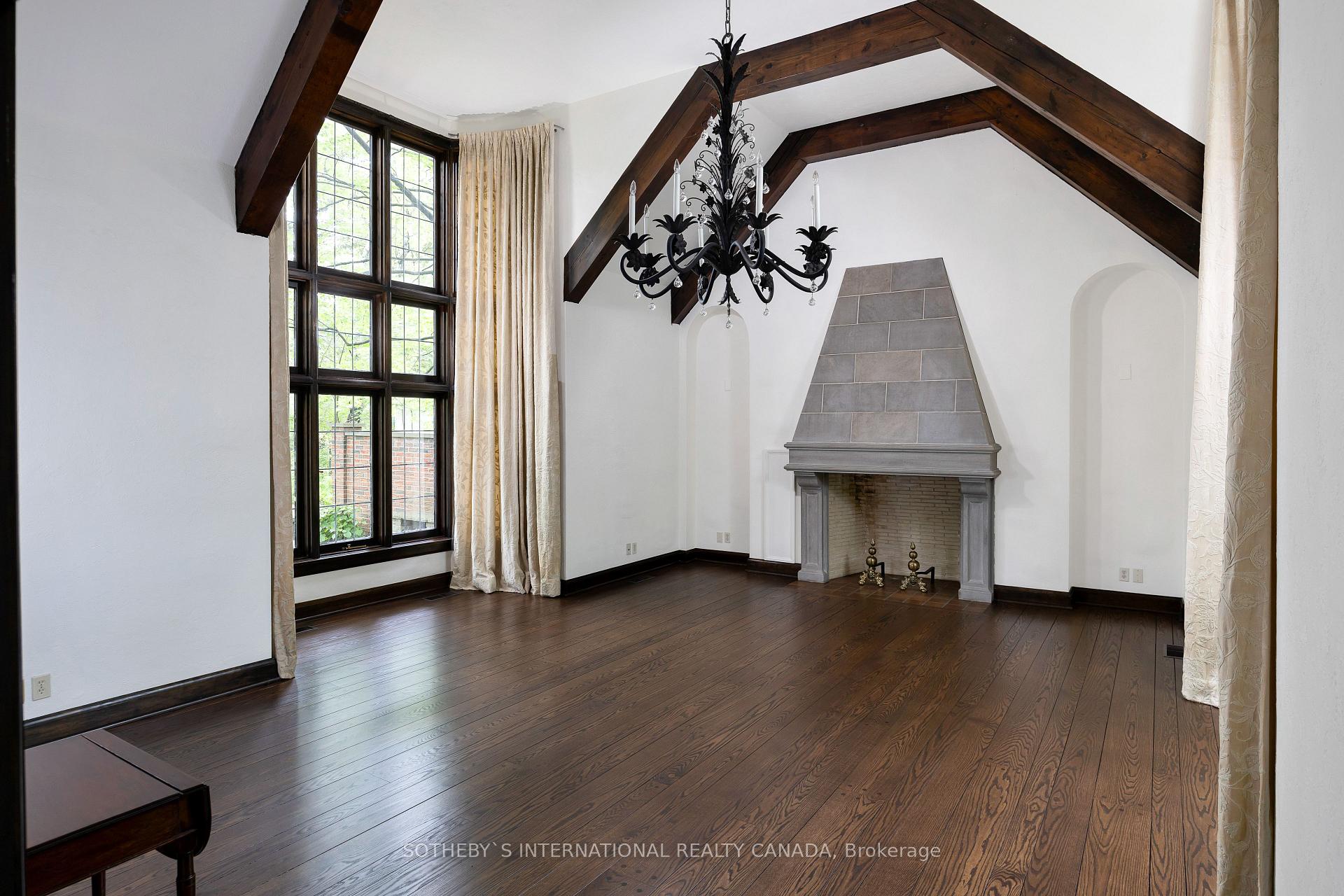 38 Edenbrook Hill, Toronto, ON M9A3Z6 | 4 Bedroom 4 Bathroom Detached House | Image 6