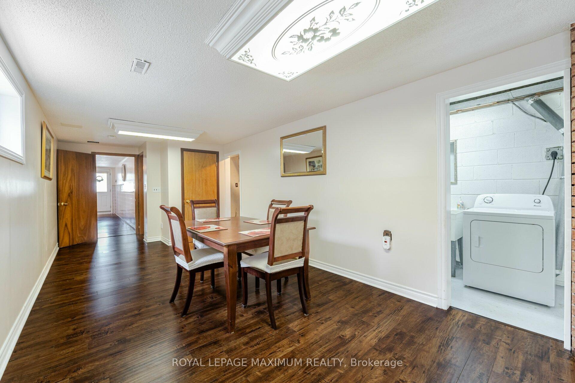 124 Firgrove Cres, Toronto, ON M3N1K6 | 3 Bedroom 2 Bathroom Semi-Detached House | Image 30