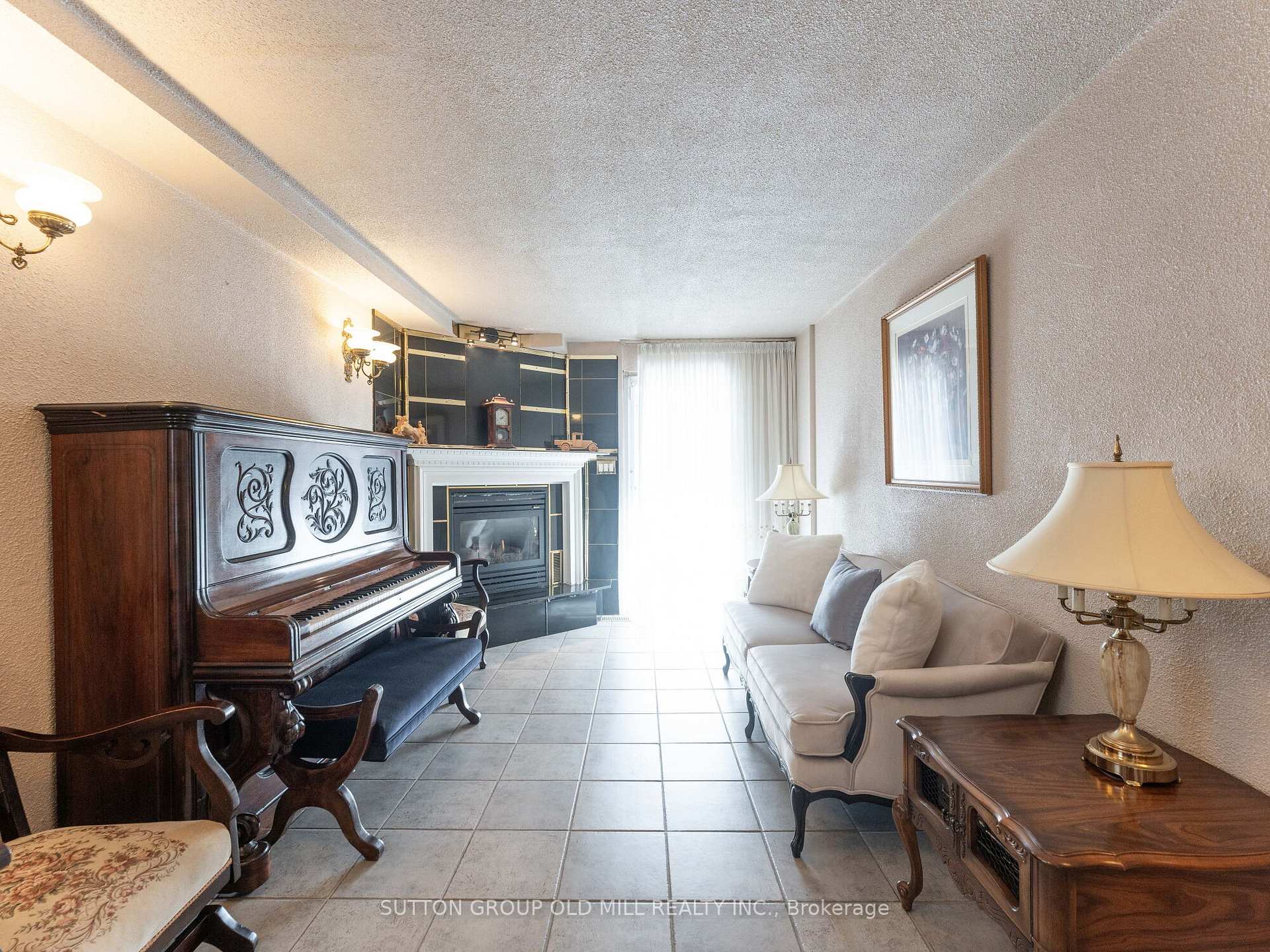 31 Demaris Ave, Toronto, ON M3N1M2 | 3 Bedroom 2 Bathroom Semi-Detached House | Image 23