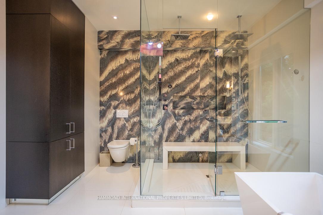 102 North Dr N, Toronto, ON M9A4R2 | 4 Bedroom 5 Bathroom Detached House | Image 21