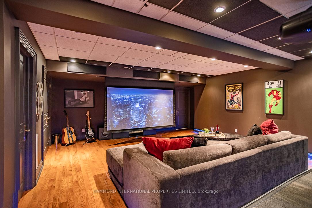 102 North Dr N, Toronto, ON M9A4R2 | 4 Bedroom 5 Bathroom Detached House | Image 27