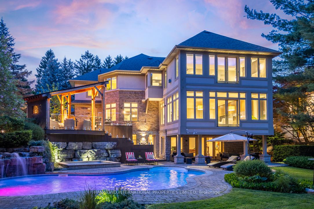 102 North Dr N, Toronto, ON M9A4R2 | 4 Bedroom 5 Bathroom Detached House | Image 3