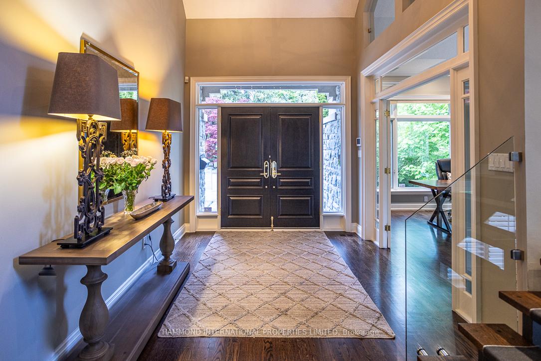 102 North Dr N, Toronto, ON M9A4R2 | 4 Bedroom 5 Bathroom Detached House | Image 6