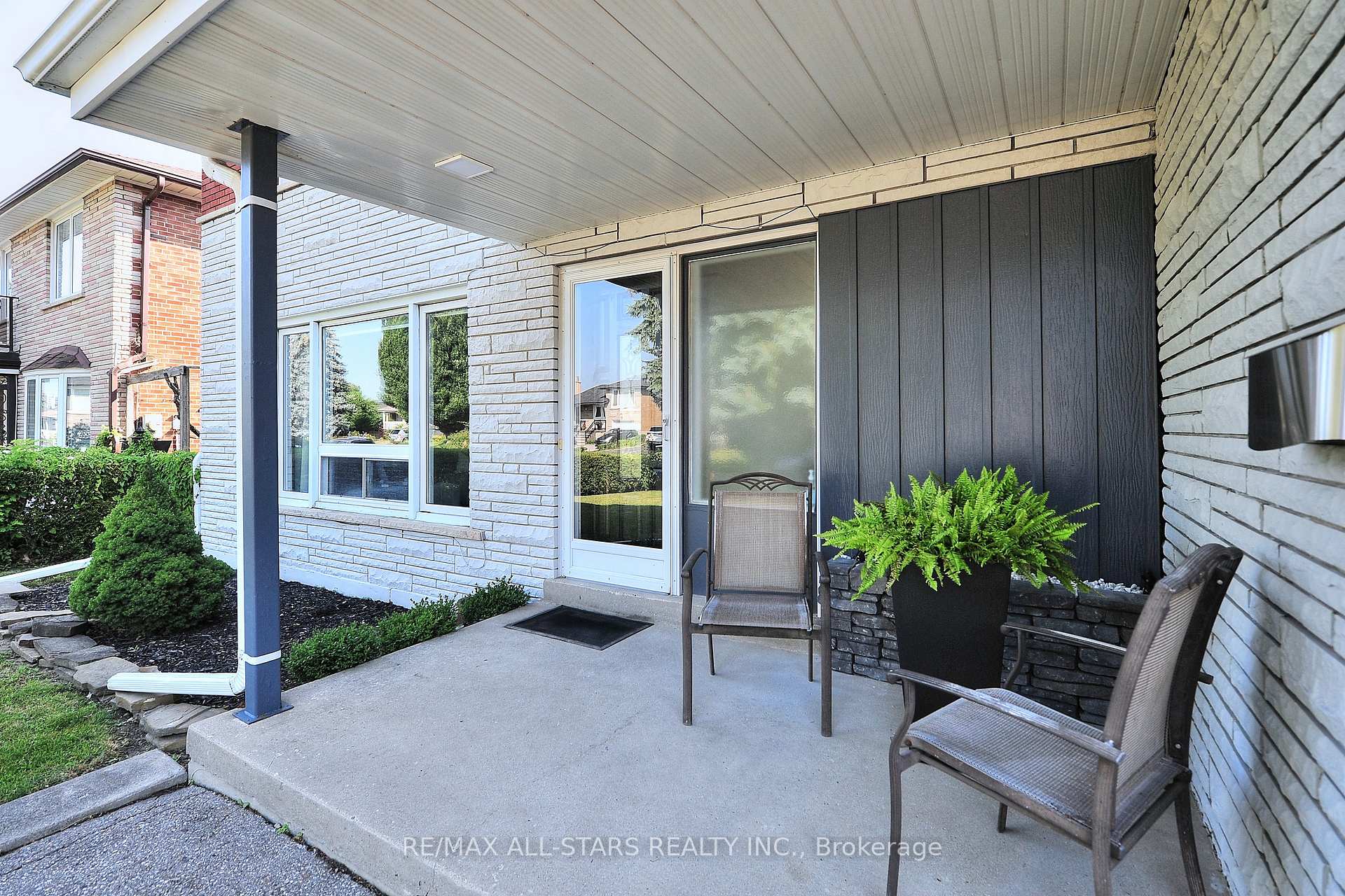 97 DANESBURY Ave, Toronto, ON M6B3L3 | 4 Bedroom 3 Bathroom Detached House | Image 3