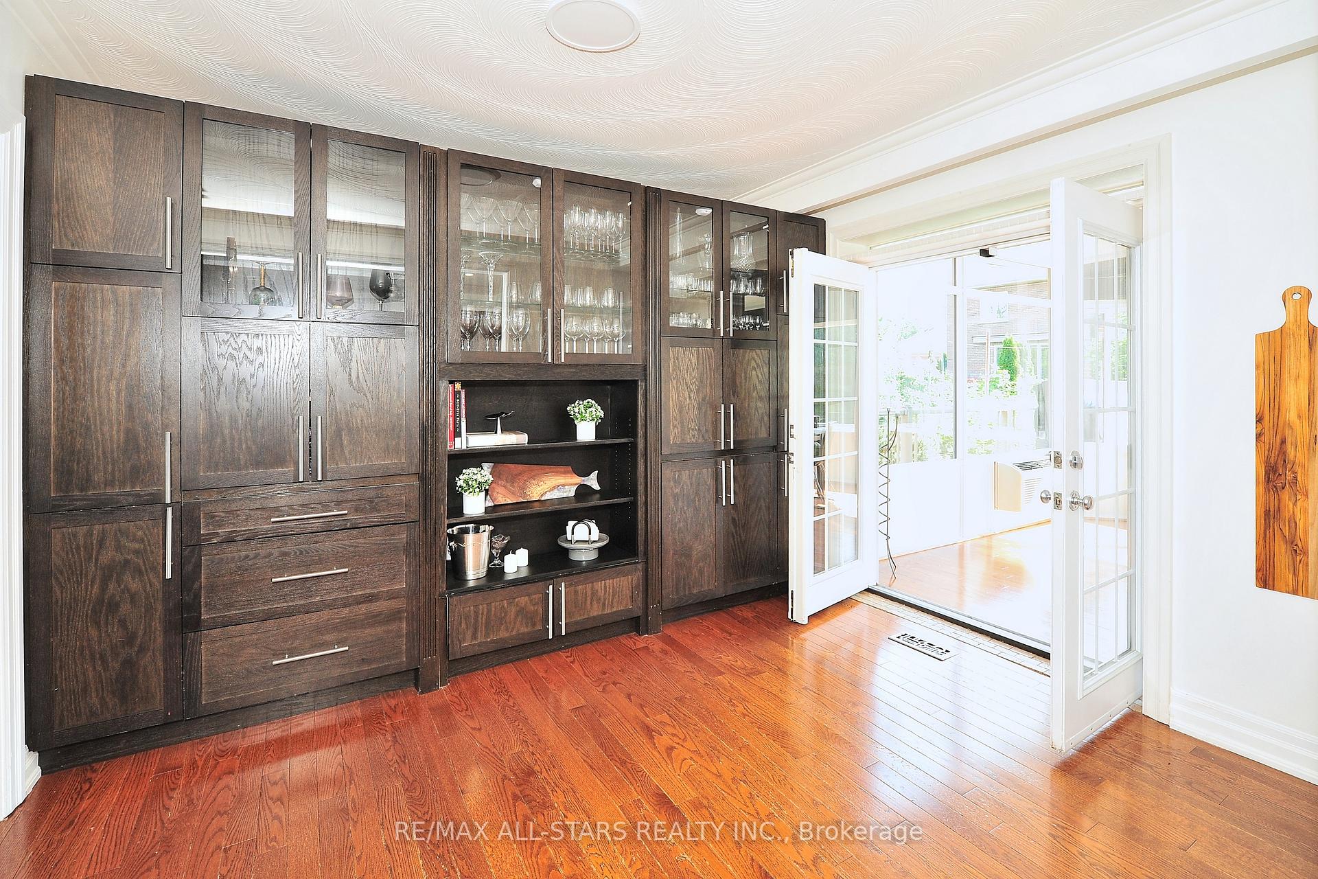 97 DANESBURY Ave, Toronto, ON M6B3L3 | 4 Bedroom 3 Bathroom Detached House | Image 8