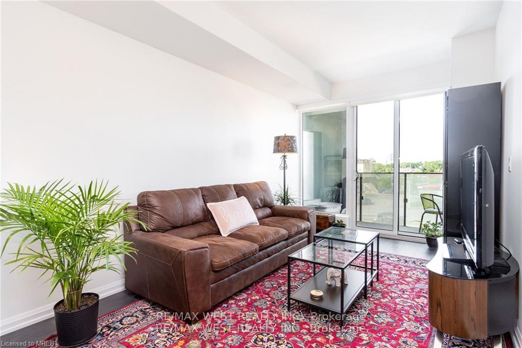 #315 - 4208 Dundas St W, Toronto, ON M8X0B1 | 2 Bedroom 2 Bathroom Condo Apt | Image 8