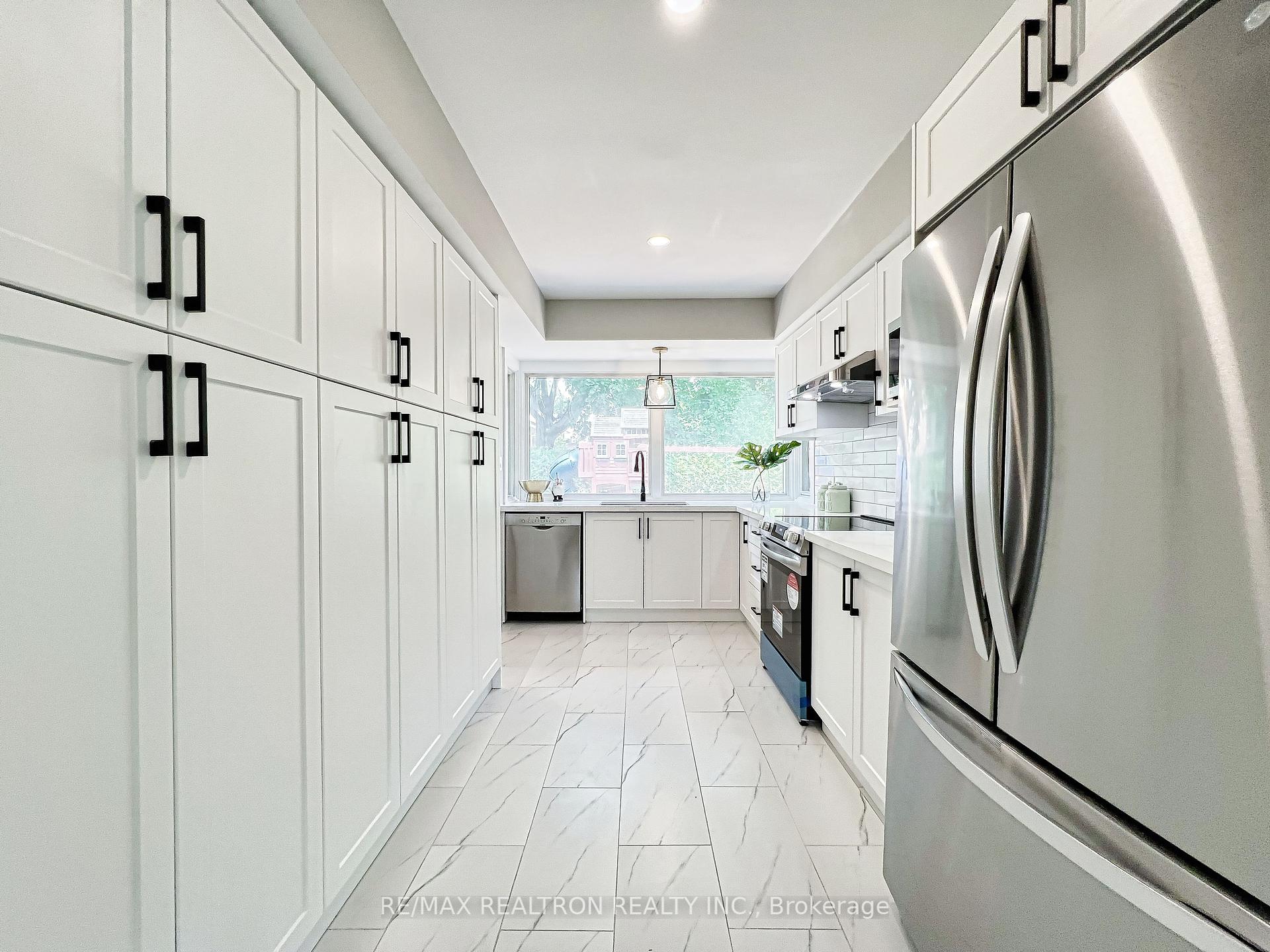 94 Anglesey Blvd, Toronto, ON M9A3C4 | 4 Bedroom 3 Bathroom Detached House | Image 12