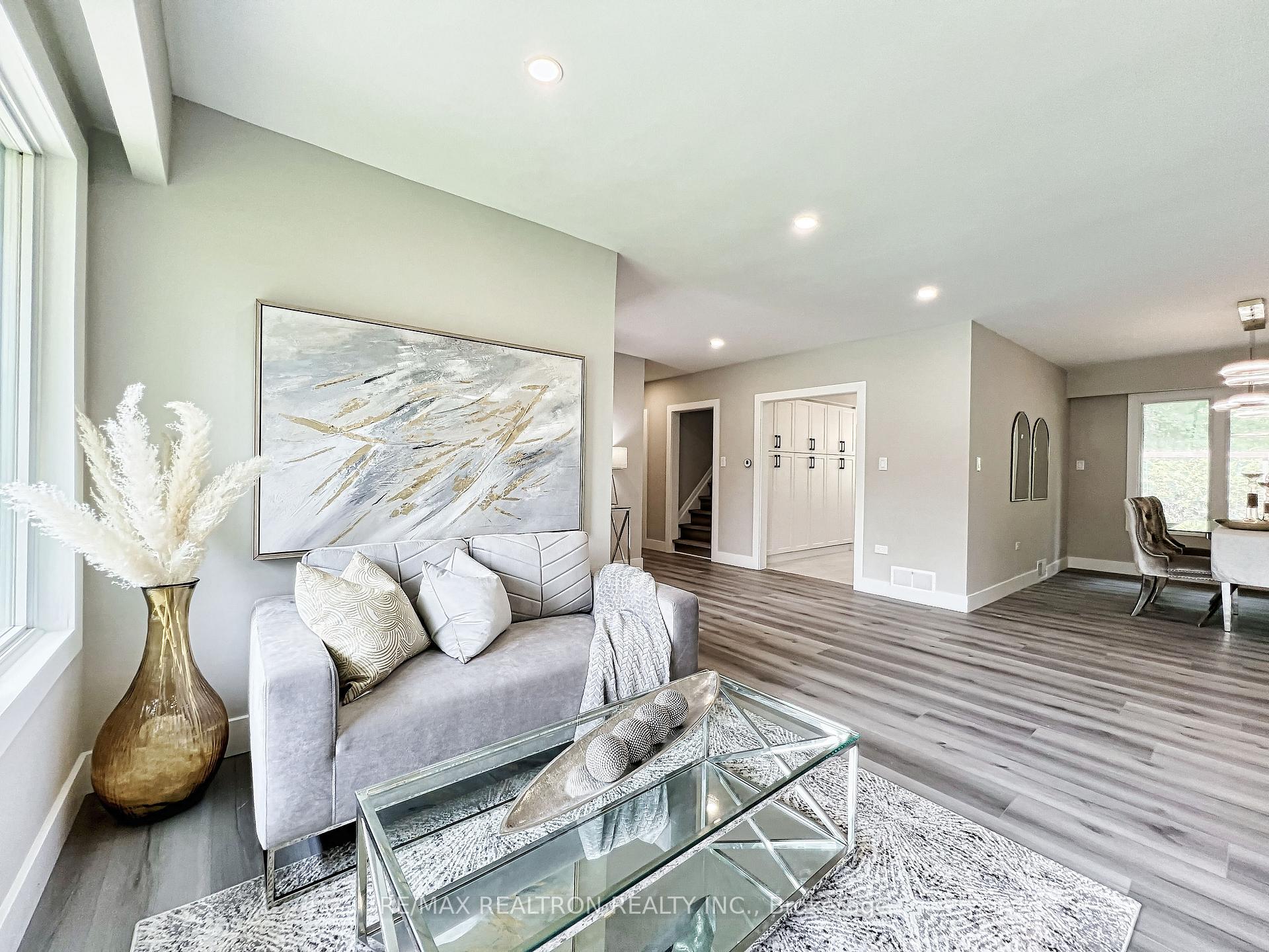 94 Anglesey Blvd, Toronto, ON M9A3C4 | 4 Bedroom 3 Bathroom Detached House | Image 7