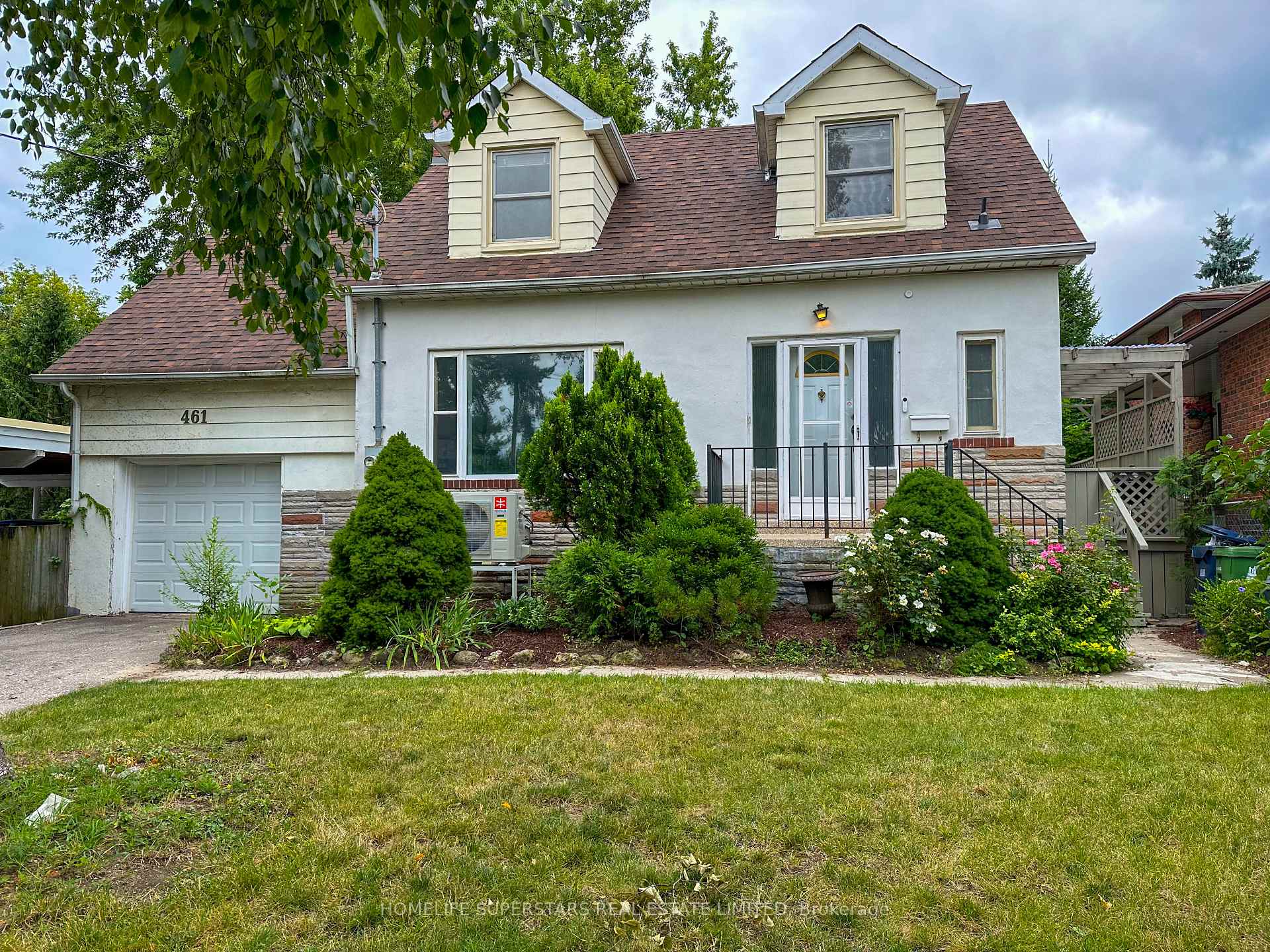 461 Rathburn Rd, Toronto, ON M9C3S9 | 3 Bedroom 3 Bathroom Detached House | Image 1