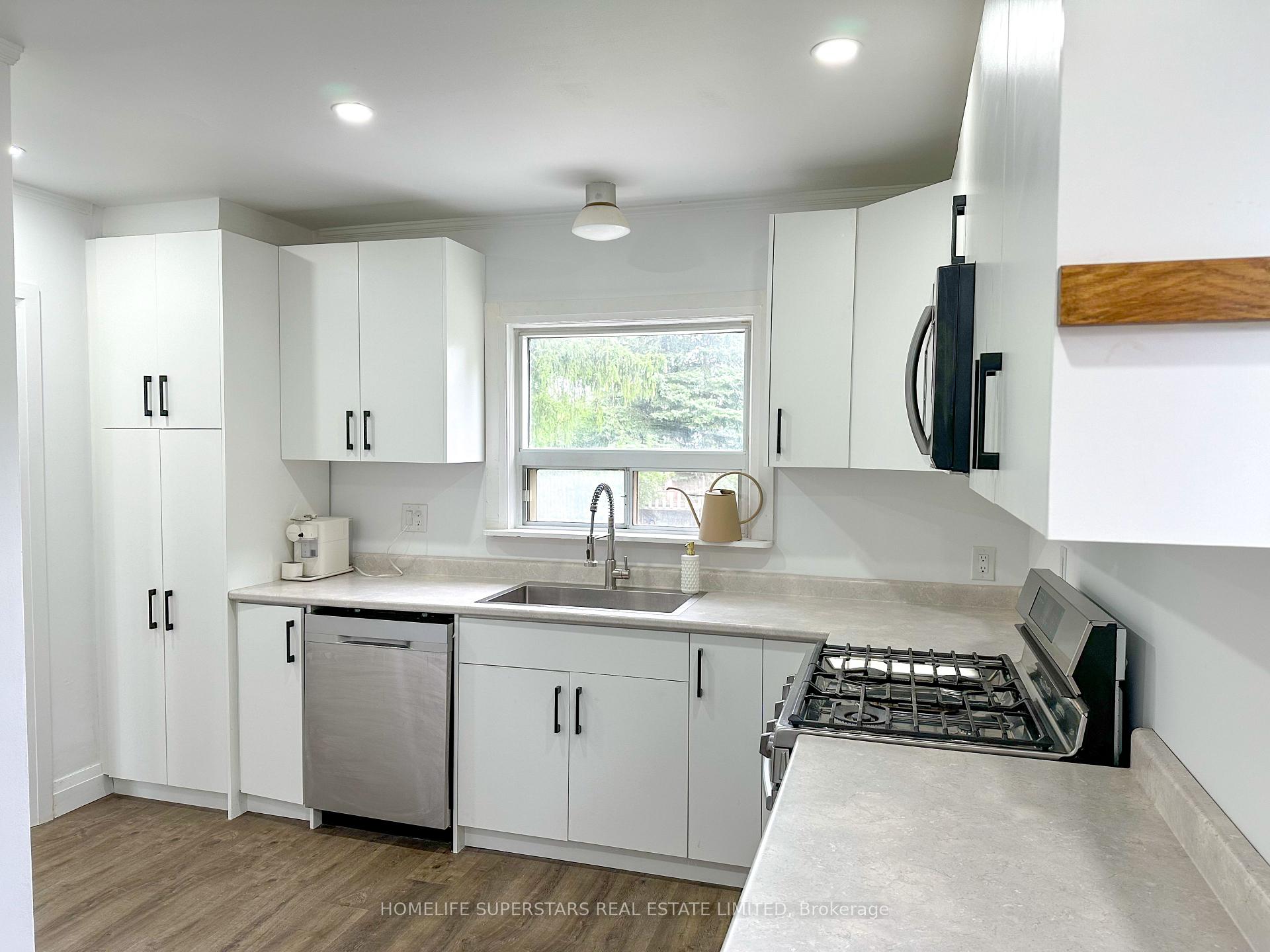 461 Rathburn Rd, Toronto, ON M9C3S9 | 3 Bedroom 3 Bathroom Detached House | Image 10