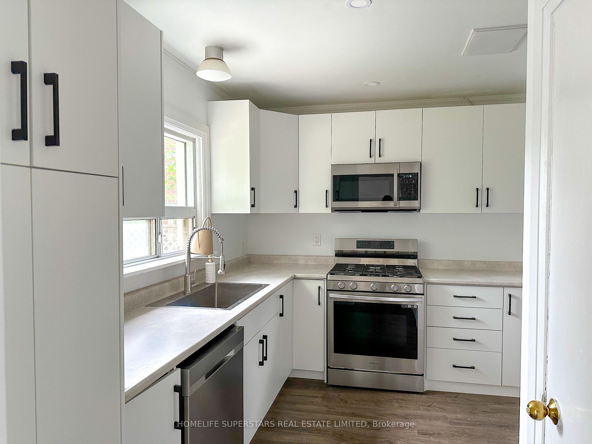 461 Rathburn Rd, Toronto, ON M9C3S9 | 3 Bedroom 3 Bathroom Detached House | Image 8