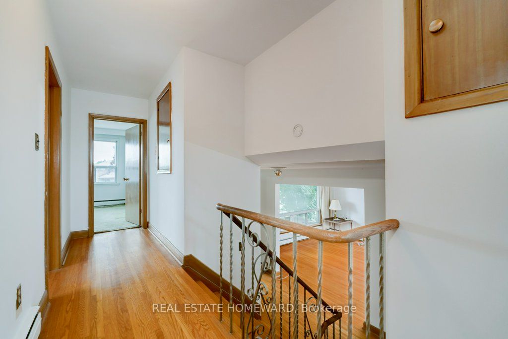 169 Exbury Rd, Toronto, ON M3M1R6 | 4 Bedroom 3 Bathroom Detached House | Image 6
