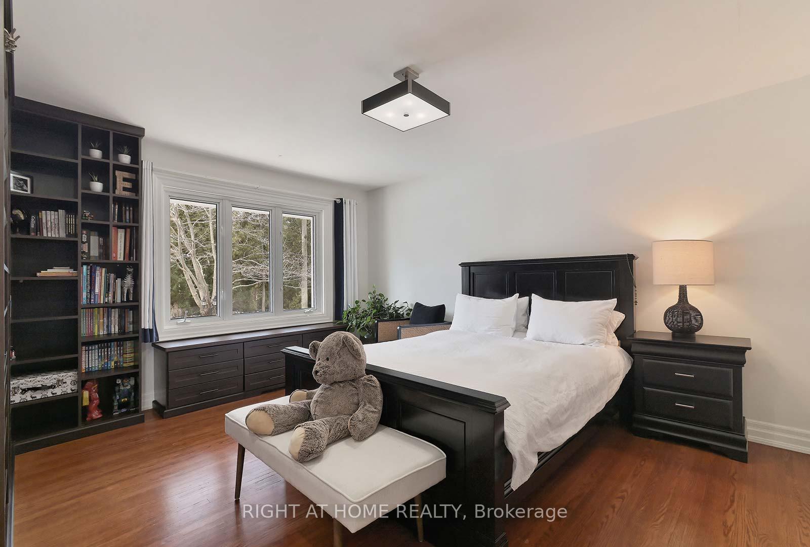 6 Hunthill Crt, Toronto, ON M9A4A2 | 4 Bedroom 7 Bathroom Detached House | Image 27