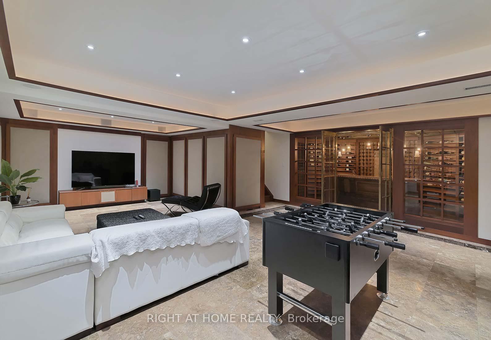 6 Hunthill Crt, Toronto, ON M9A4A2 | 4 Bedroom 7 Bathroom Detached House | Image 28