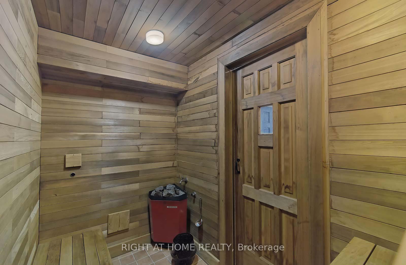 6 Hunthill Crt, Toronto, ON M9A4A2 | 4 Bedroom 7 Bathroom Detached House | Image 32