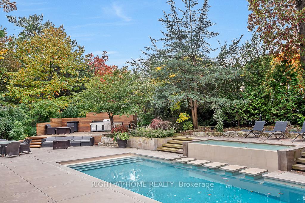 6 Hunthill Crt, Toronto, ON M9A4A2 | 4 Bedroom 7 Bathroom Detached House | Image 34