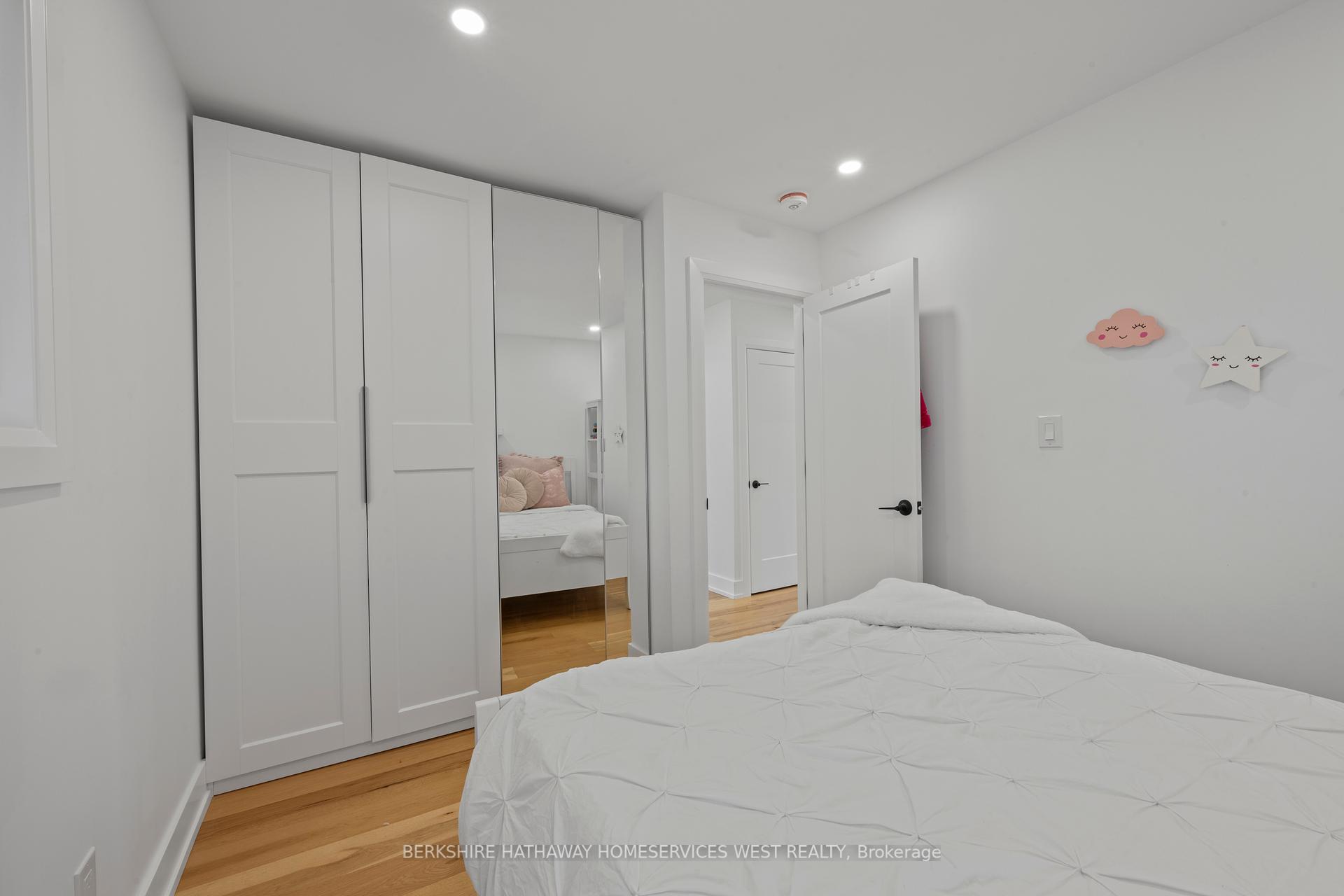 9 Farley Cres, Toronto, ON M9R2A5 | 3 Bedroom 4 Bathroom Detached House | Image 17