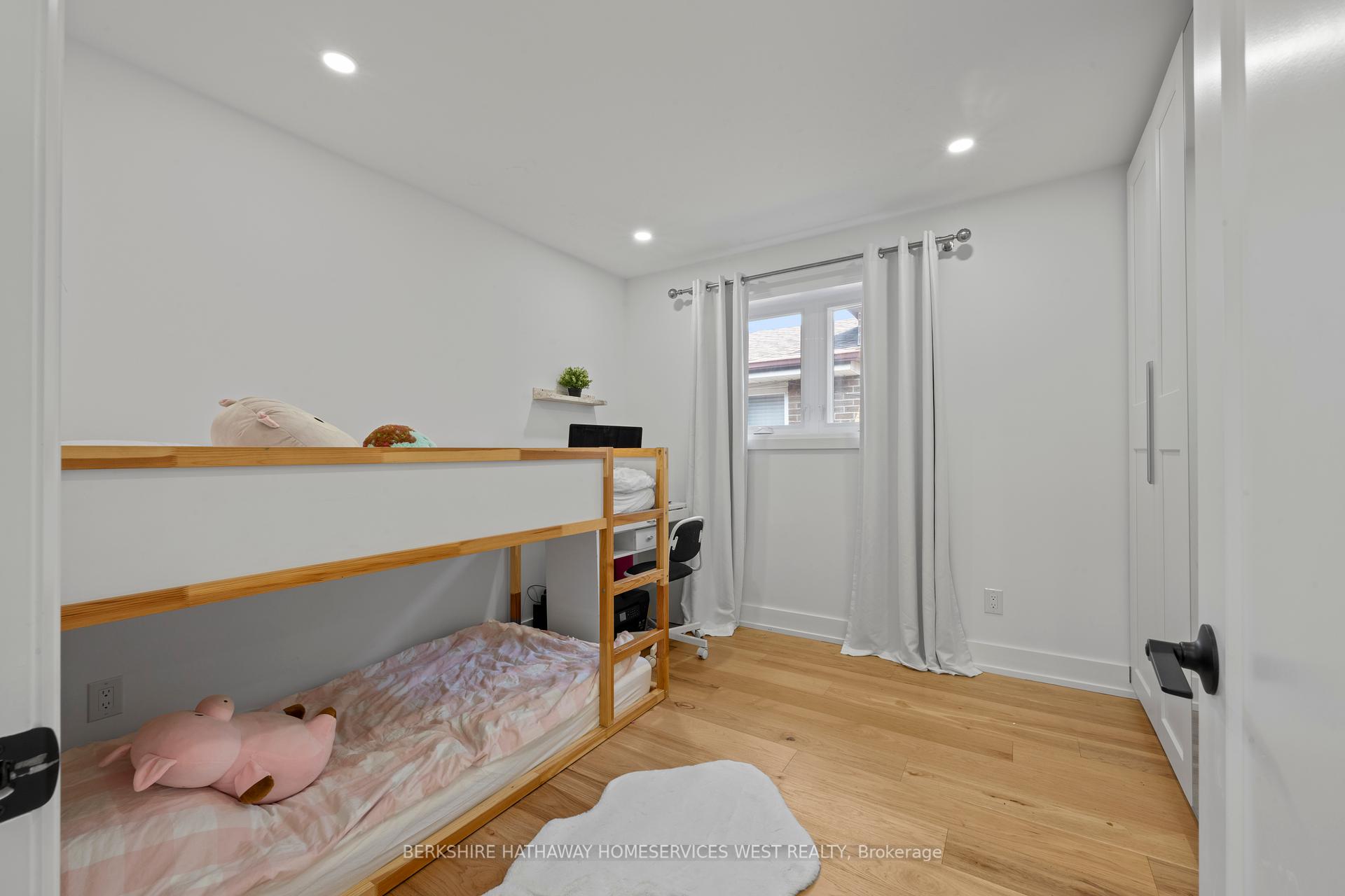 9 Farley Cres, Toronto, ON M9R2A5 | 3 Bedroom 4 Bathroom Detached House | Image 18