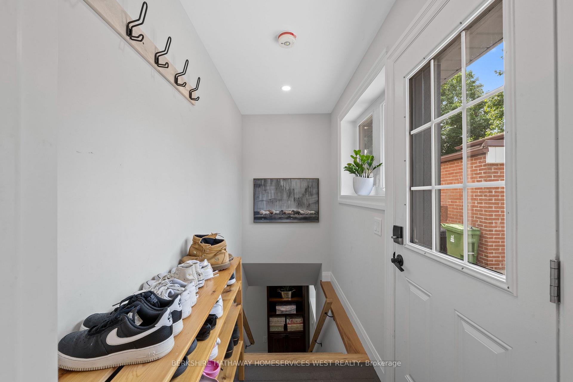 9 Farley Cres, Toronto, ON M9R2A5 | 3 Bedroom 4 Bathroom Detached House | Image 24