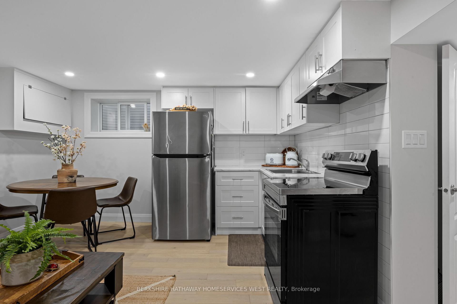 9 Farley Cres, Toronto, ON M9R2A5 | 3 Bedroom 4 Bathroom Detached House | Image 28