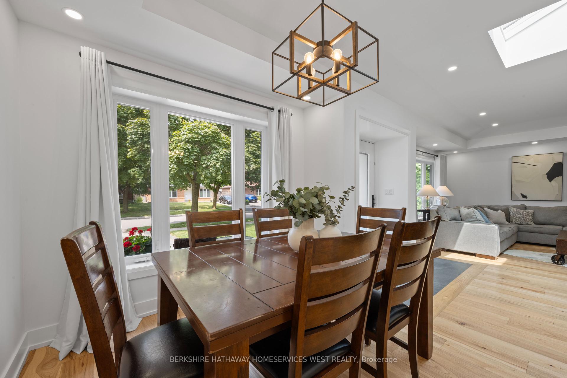 9 Farley Cres, Toronto, ON M9R2A5 | 3 Bedroom 4 Bathroom Detached House | Image 8